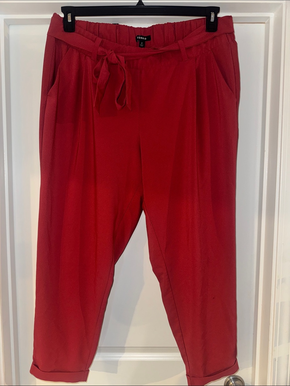 torrid Red Tie-Waist Cropped Pants